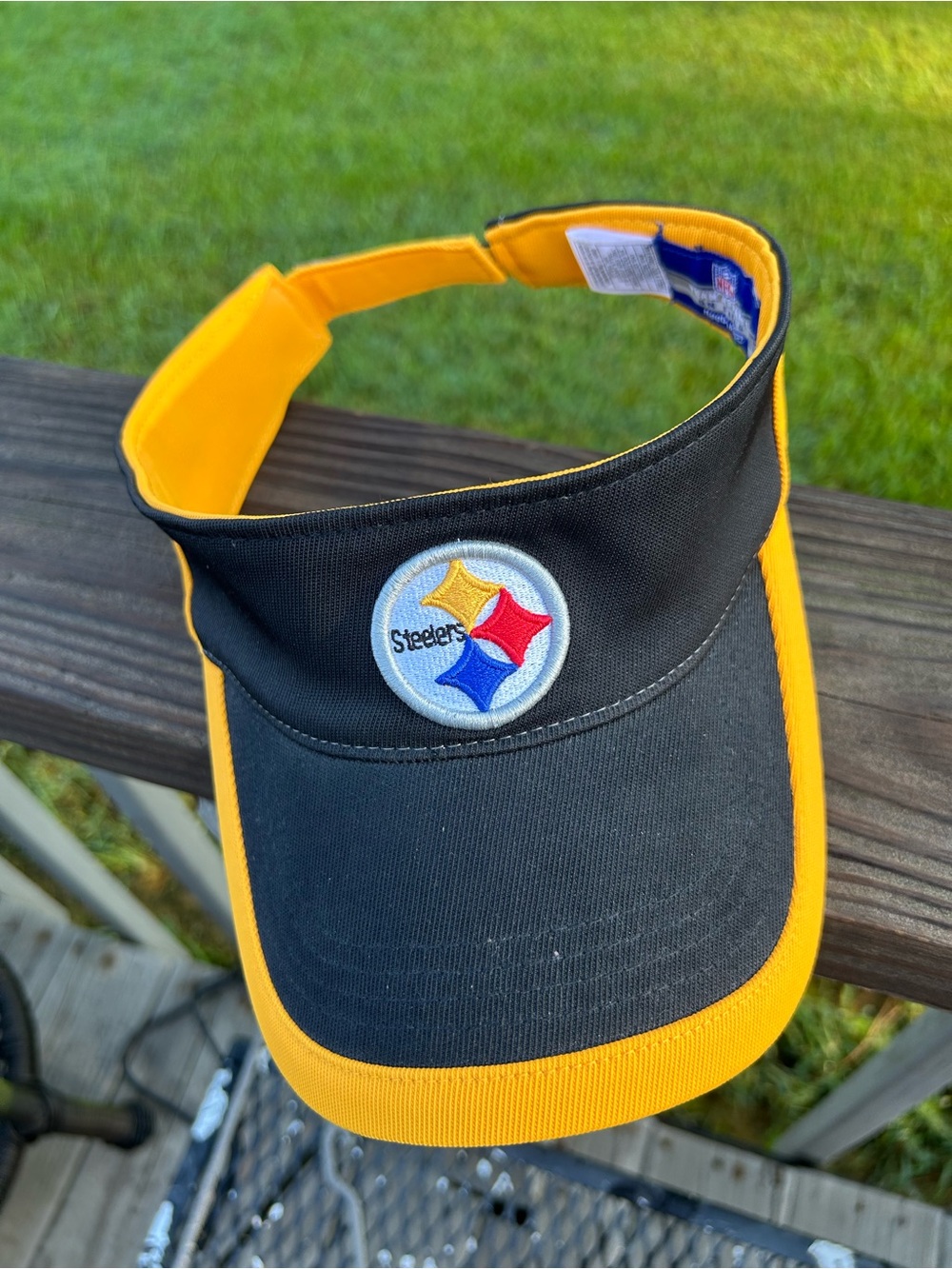 Reebok Unisex Steelers Black & Gold Visor Embroidery Adjustable Back Strap